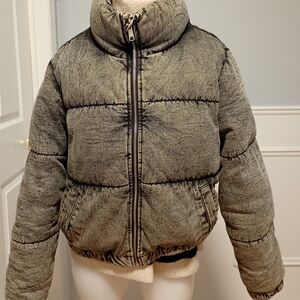 Jeans Puffer Jacket in Gray, Garage